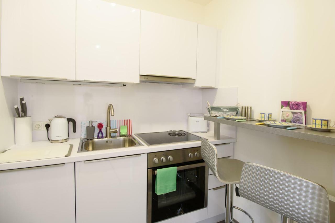 Design Apartment - Centrally Located Відень Екстер'єр фото