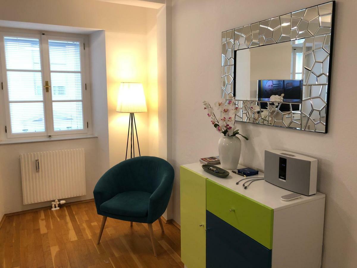 Design Apartment - Centrally Located Відень Екстер'єр фото